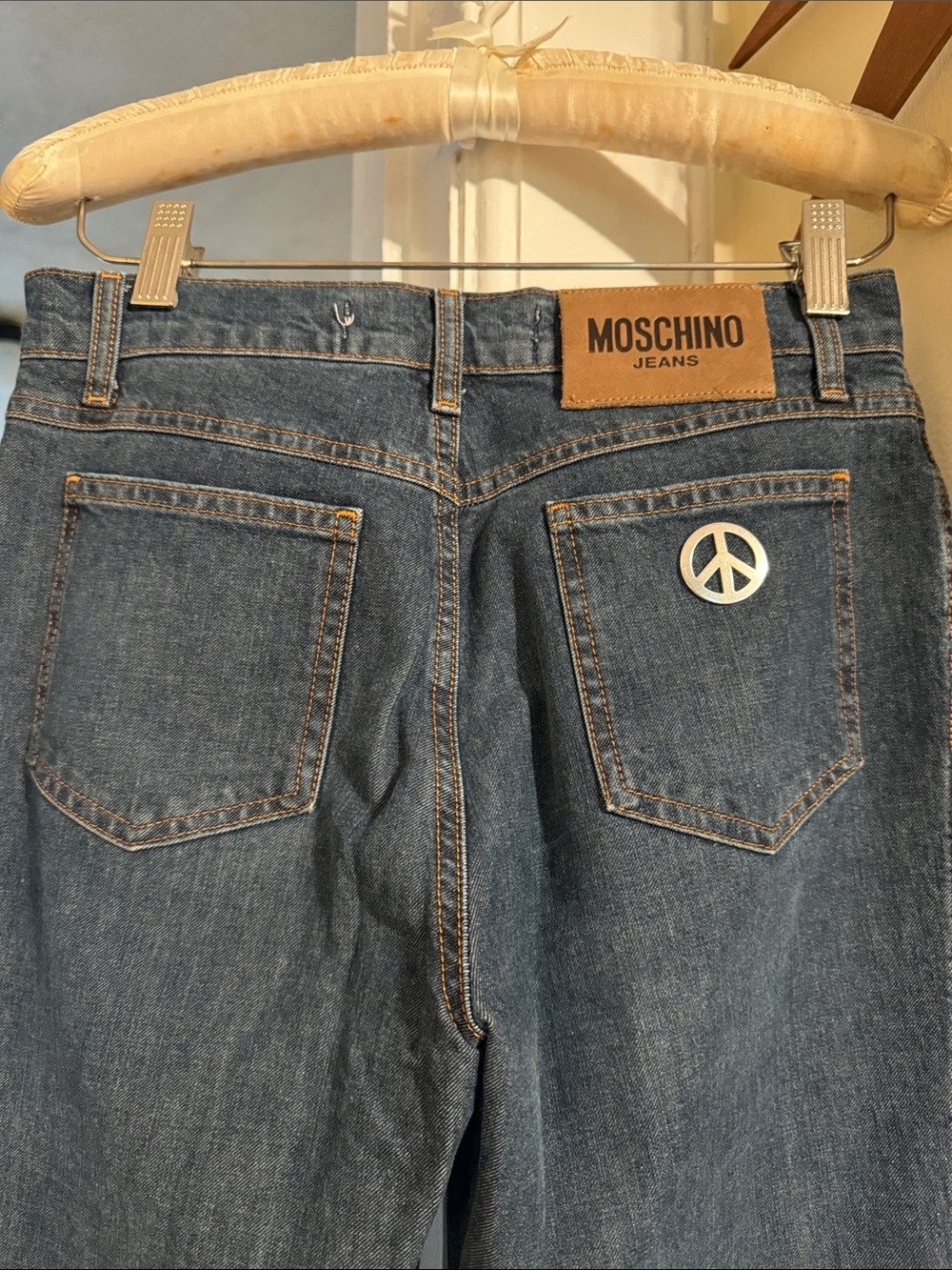 MOSCHINO Donna Peace Sign Jeans size 27